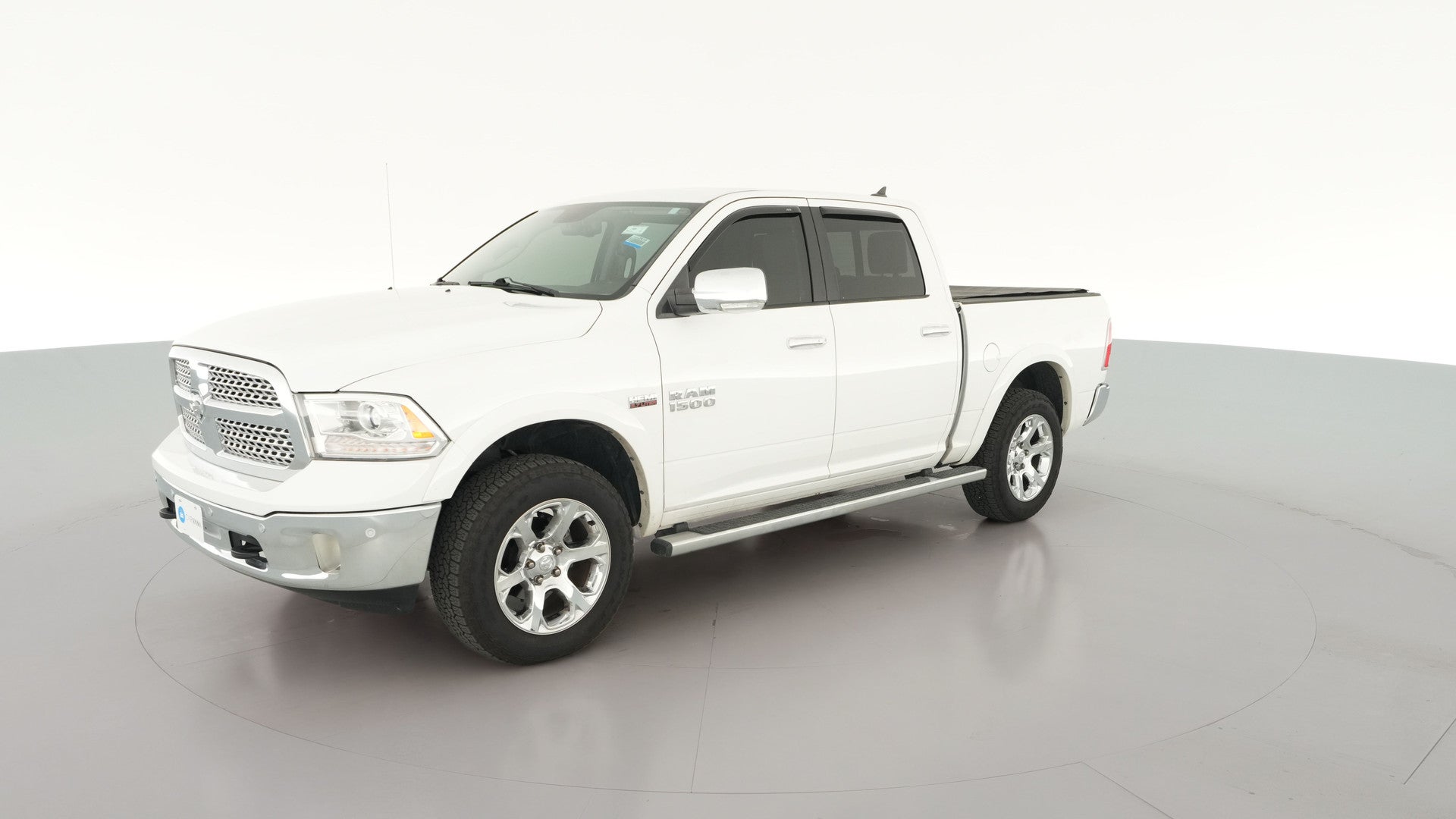 2015 Ram 1500 Crew Cab vehicle photo