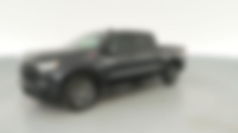 2024 Chevrolet Silverado 1500 Crew Cab vehicle photo