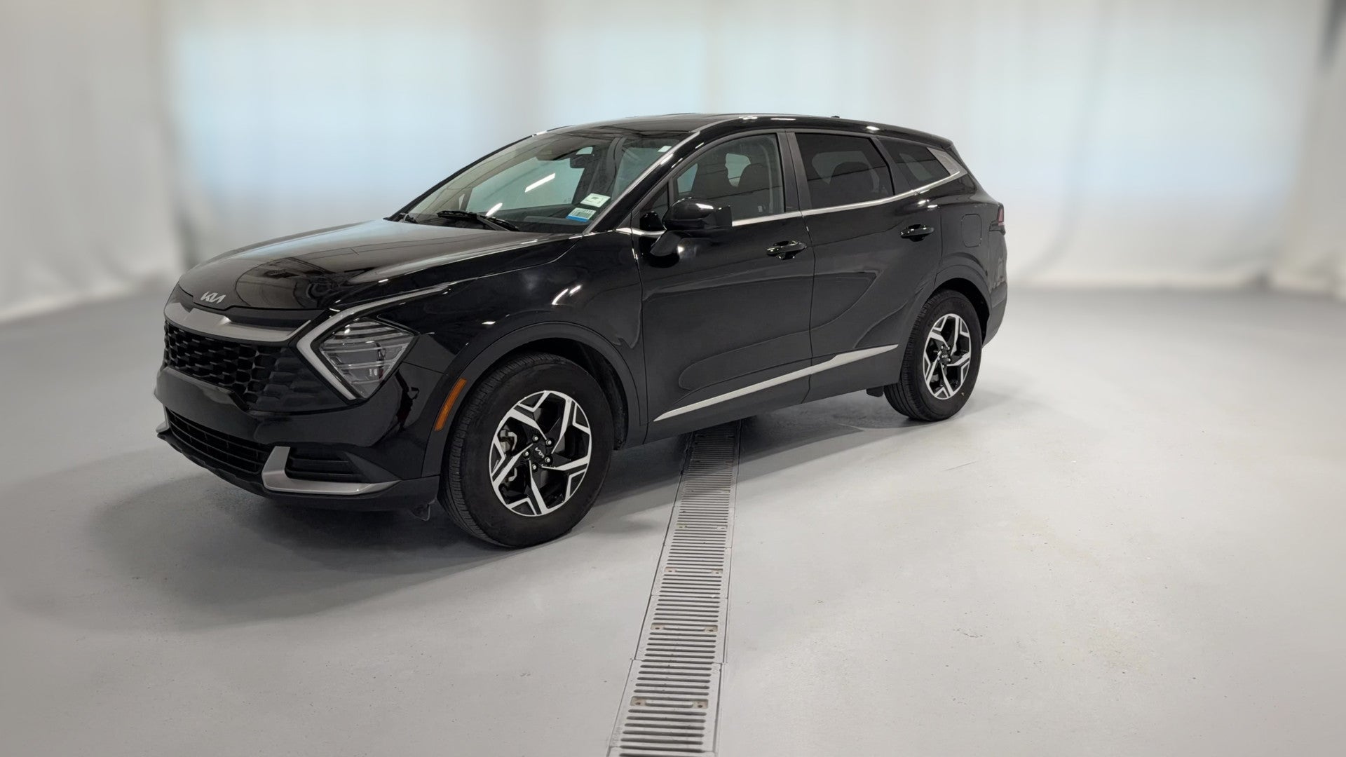 2025 Kia Sportage vehicle photo