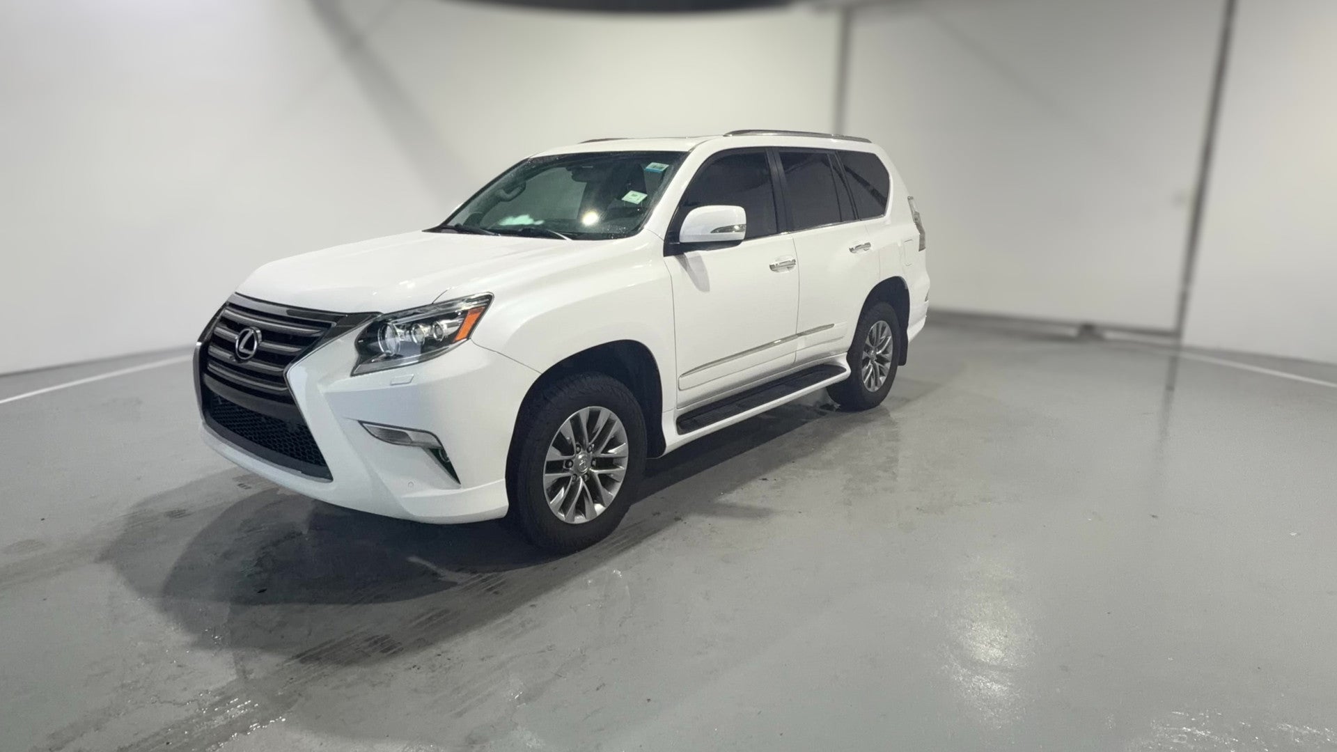 2018 Lexus GX vehicle photo