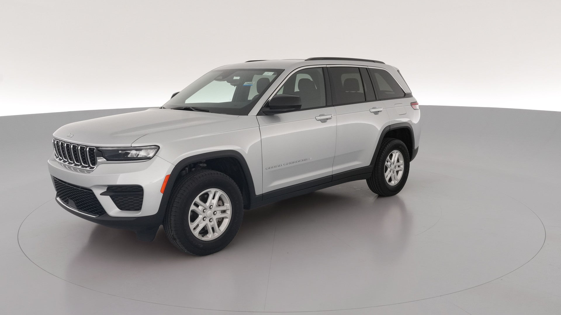 2024 Jeep Grand Cherokee vehicle photo