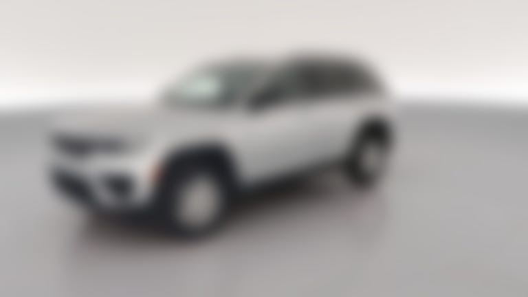 2024 Jeep Grand Cherokee vehicle photo