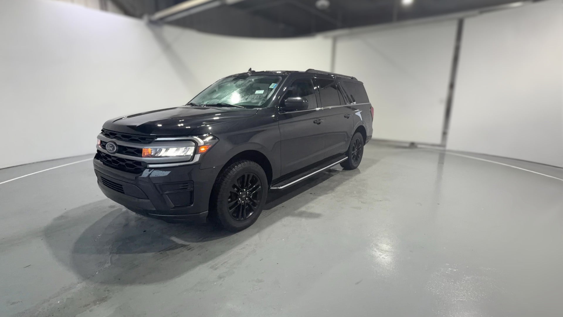 2022 Ford Expedition MAX vehicle photo