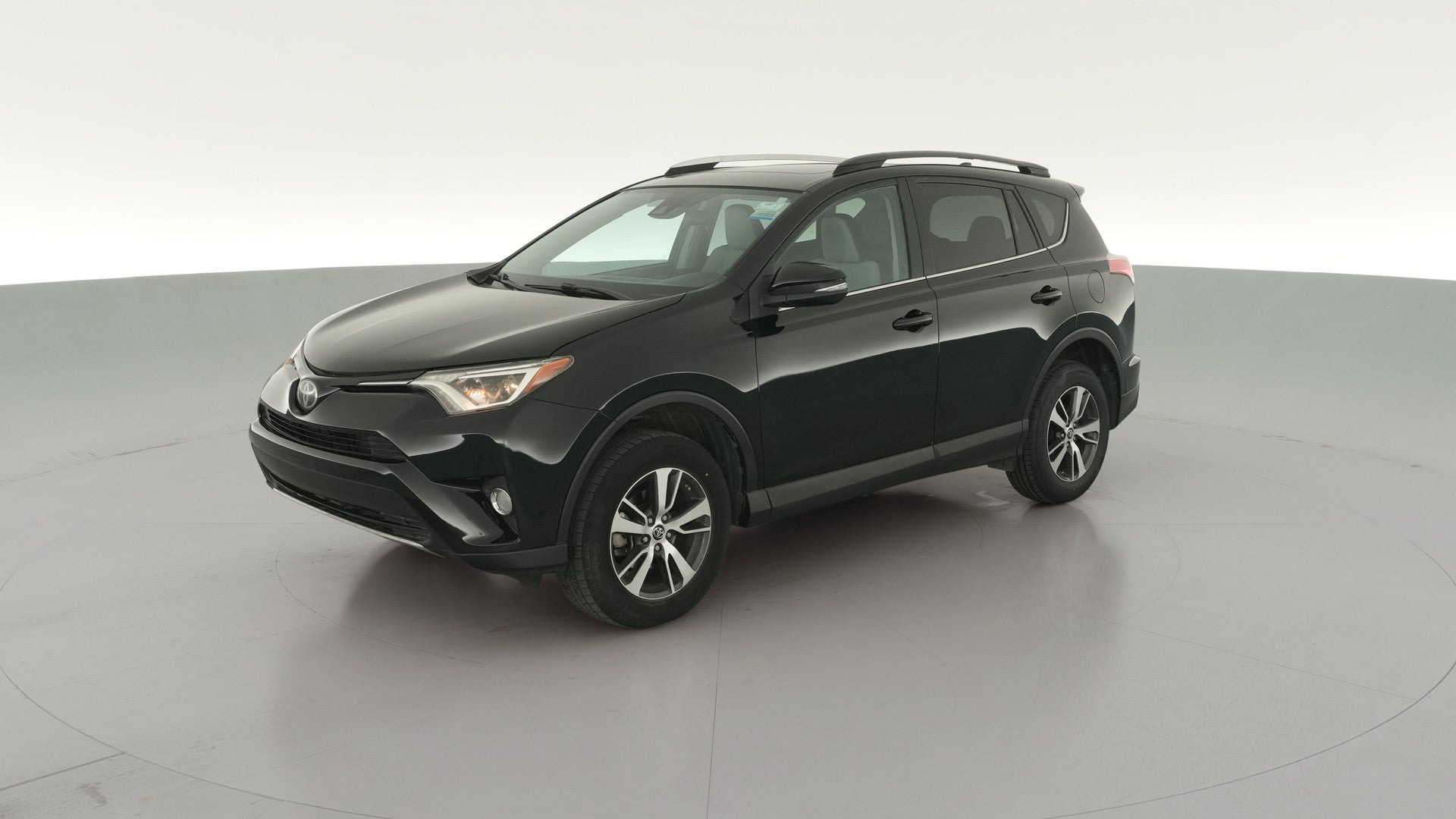 2017 Toyota RAV4 vehicle photo