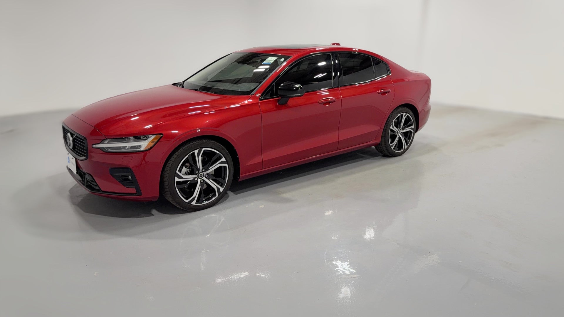 2024 Volvo S60 vehicle photo