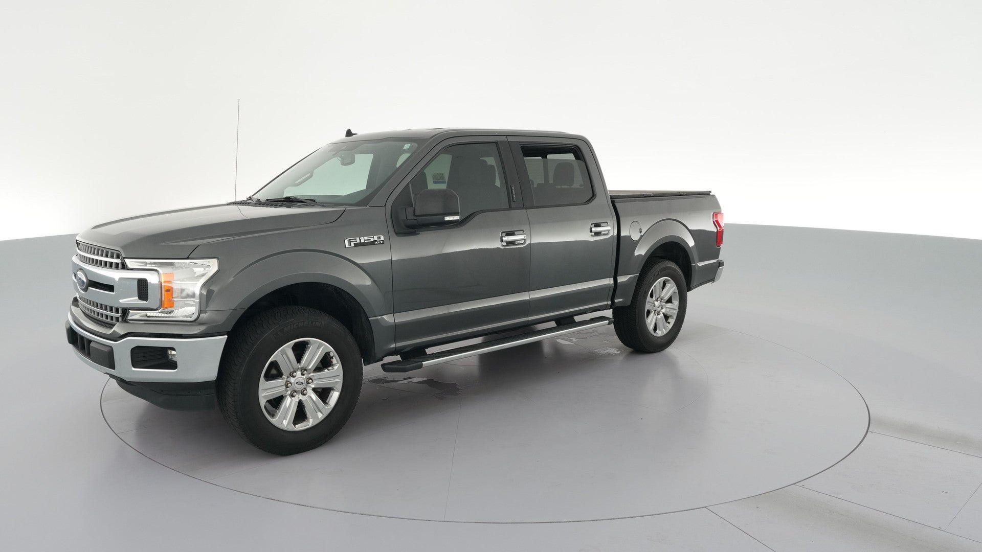 2019 Ford F150 SuperCrew Cab vehicle photo