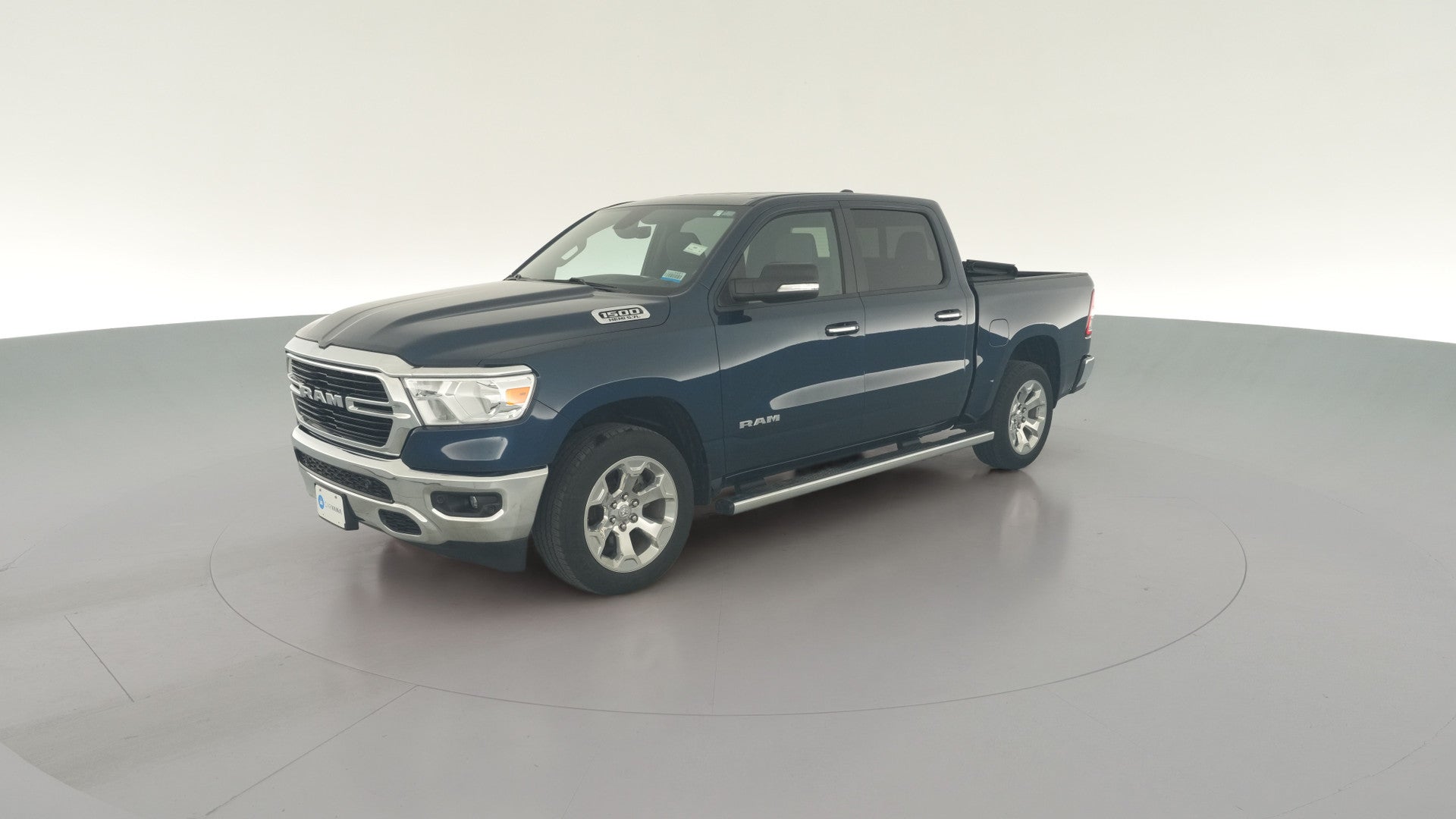 2019 Ram 1500 Crew Cab vehicle photo