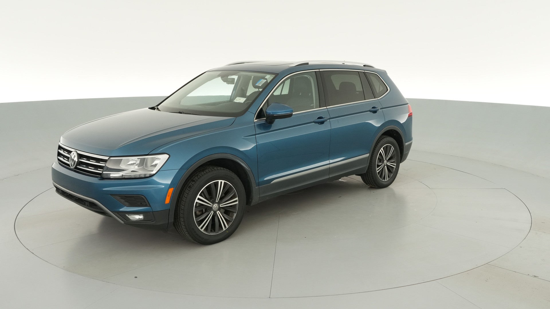 2019 Volkswagen Tiguan vehicle photo