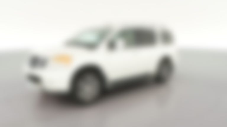 2015 Nissan Armada vehicle photo