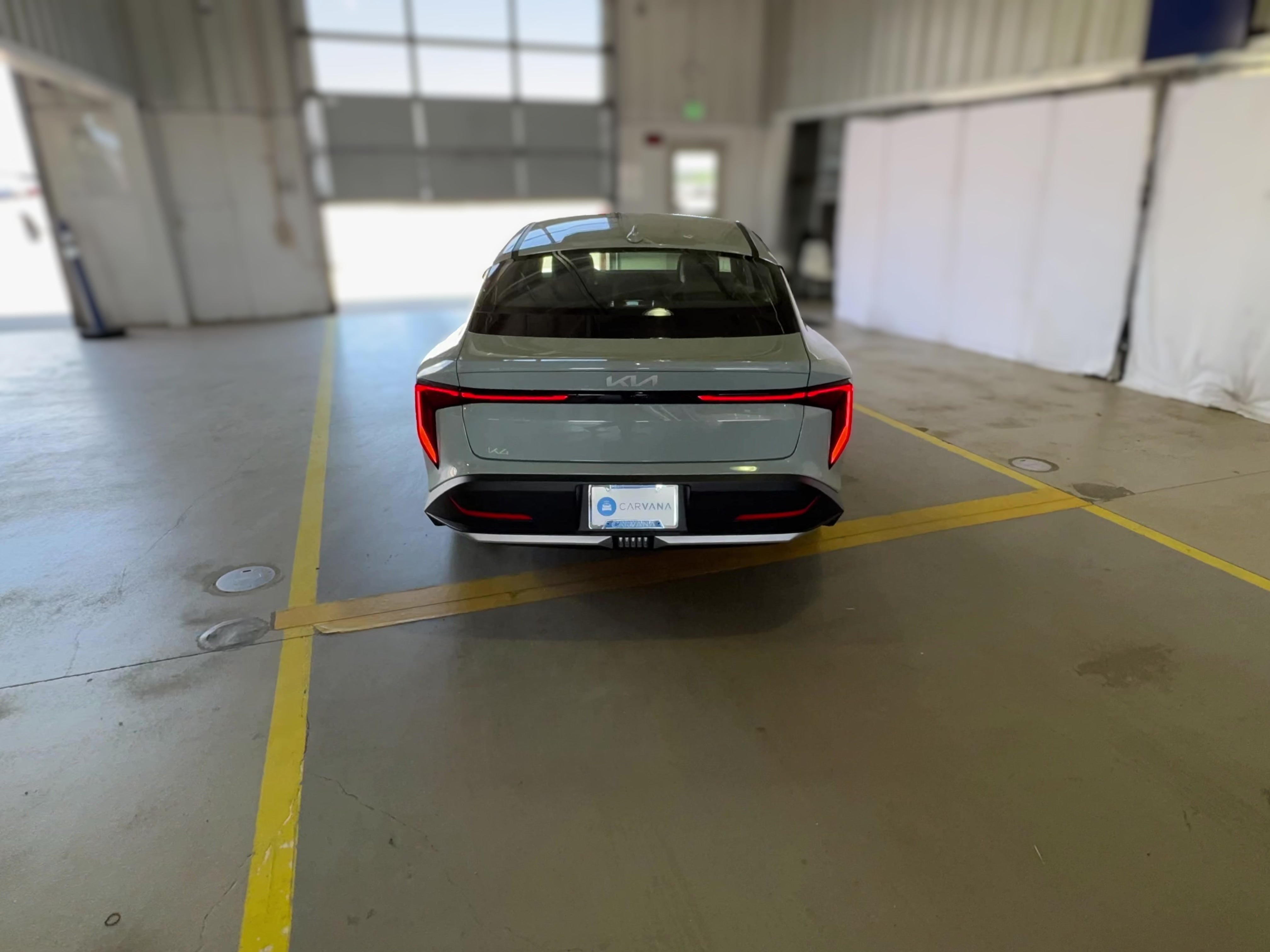 2025 Kia K4 LXS - Photo 33