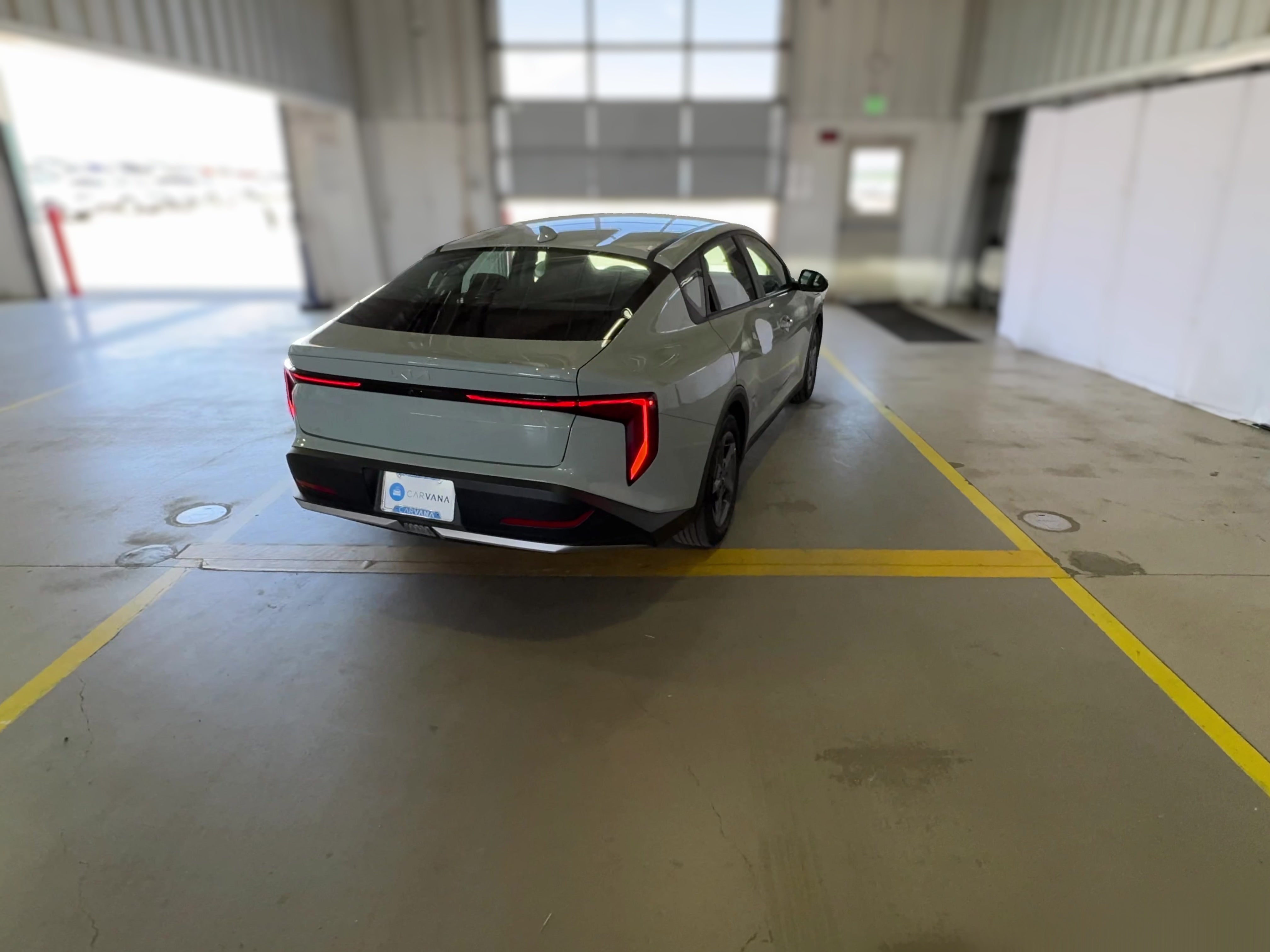 2025 Kia K4 LXS - Photo 34
