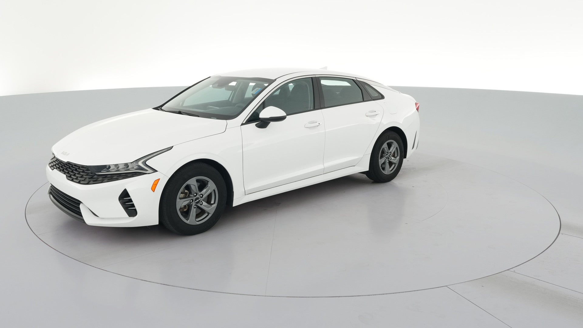 2022 Kia K5 vehicle photo