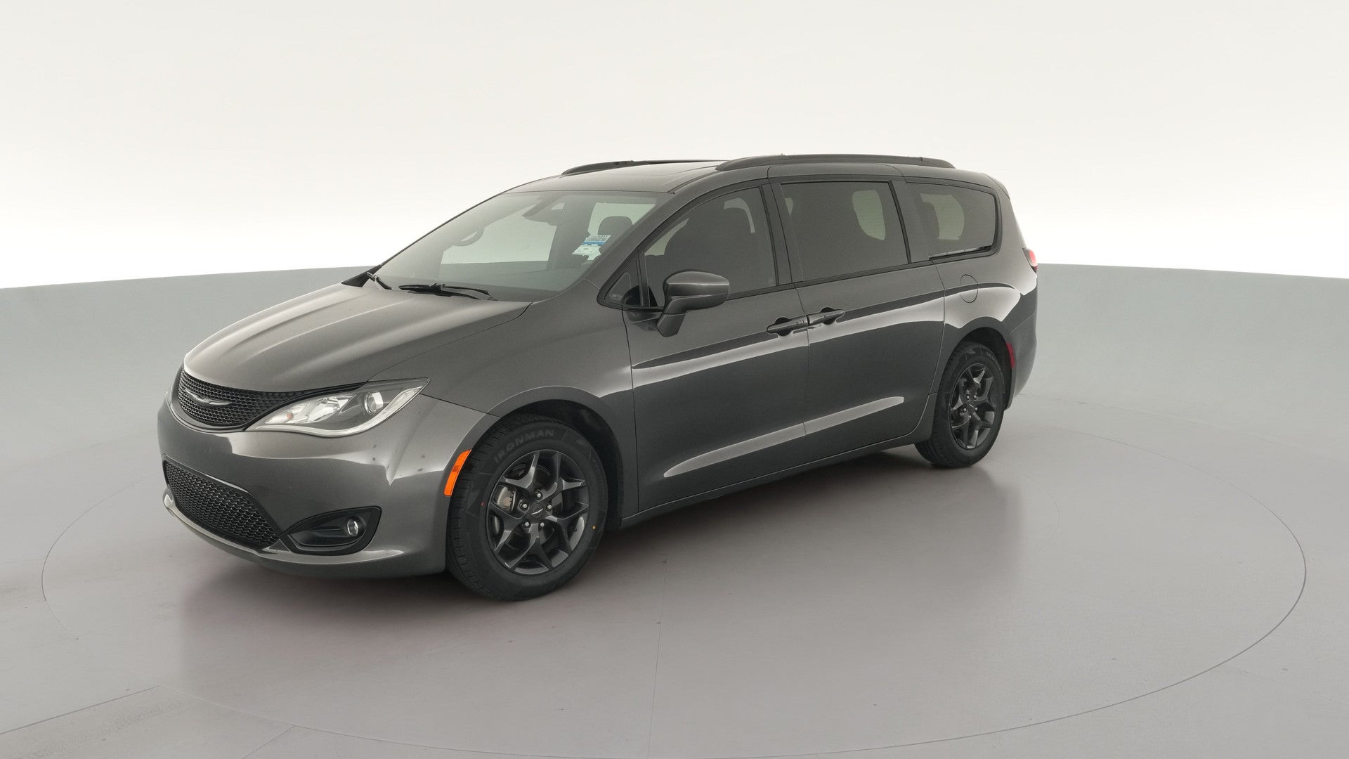 2020 Chrysler Pacifica vehicle photo
