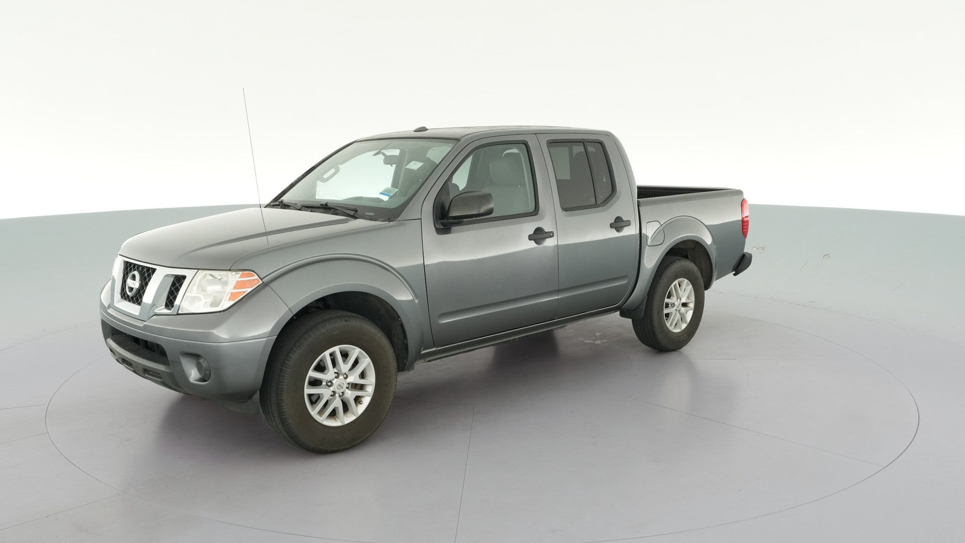 2016 Nissan Frontier Crew Cab vehicle photo