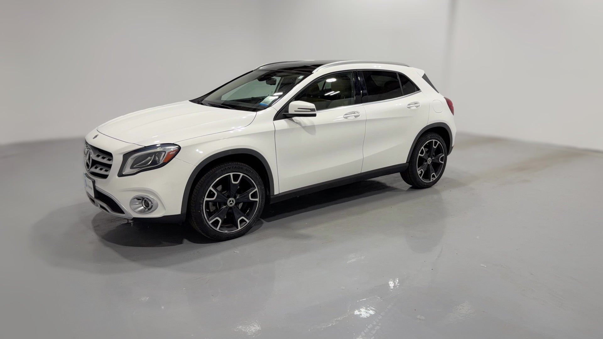 2019 Mercedes-Benz GLA vehicle photo