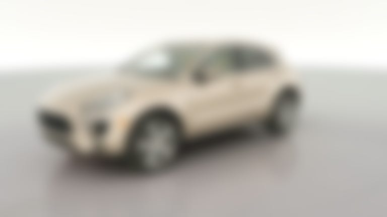 2018 Porsche Macan vehicle photo