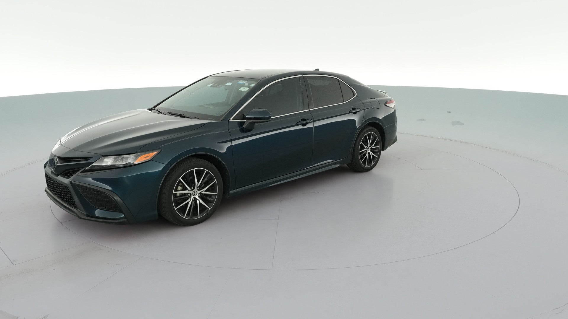 2021 Toyota Camry vehicle photo