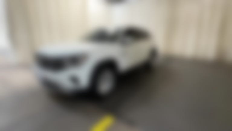 2022 Volkswagen Atlas Cross Sport vehicle photo