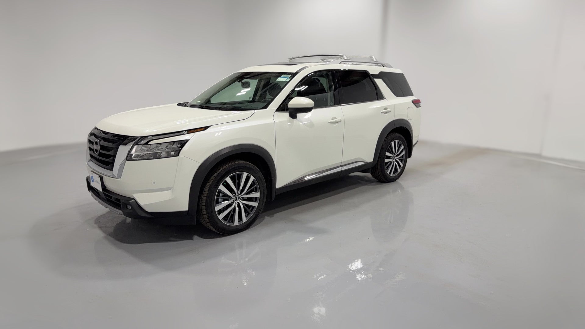 2022 Nissan Pathfinder vehicle photo