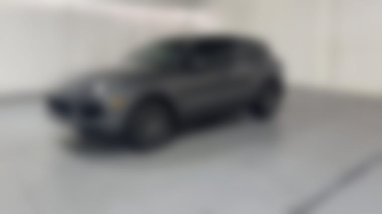 2020 Porsche Cayenne vehicle photo