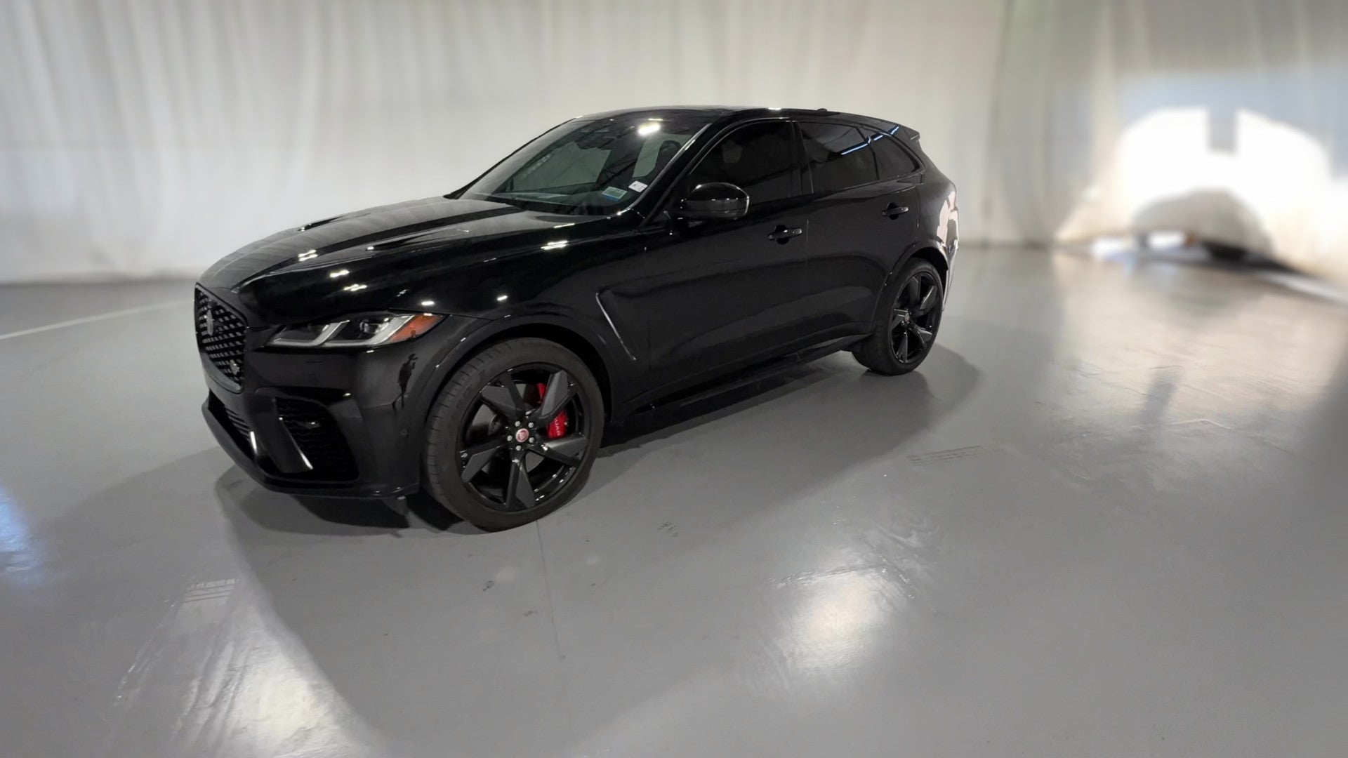 2022 Jaguar F-PACE vehicle photo