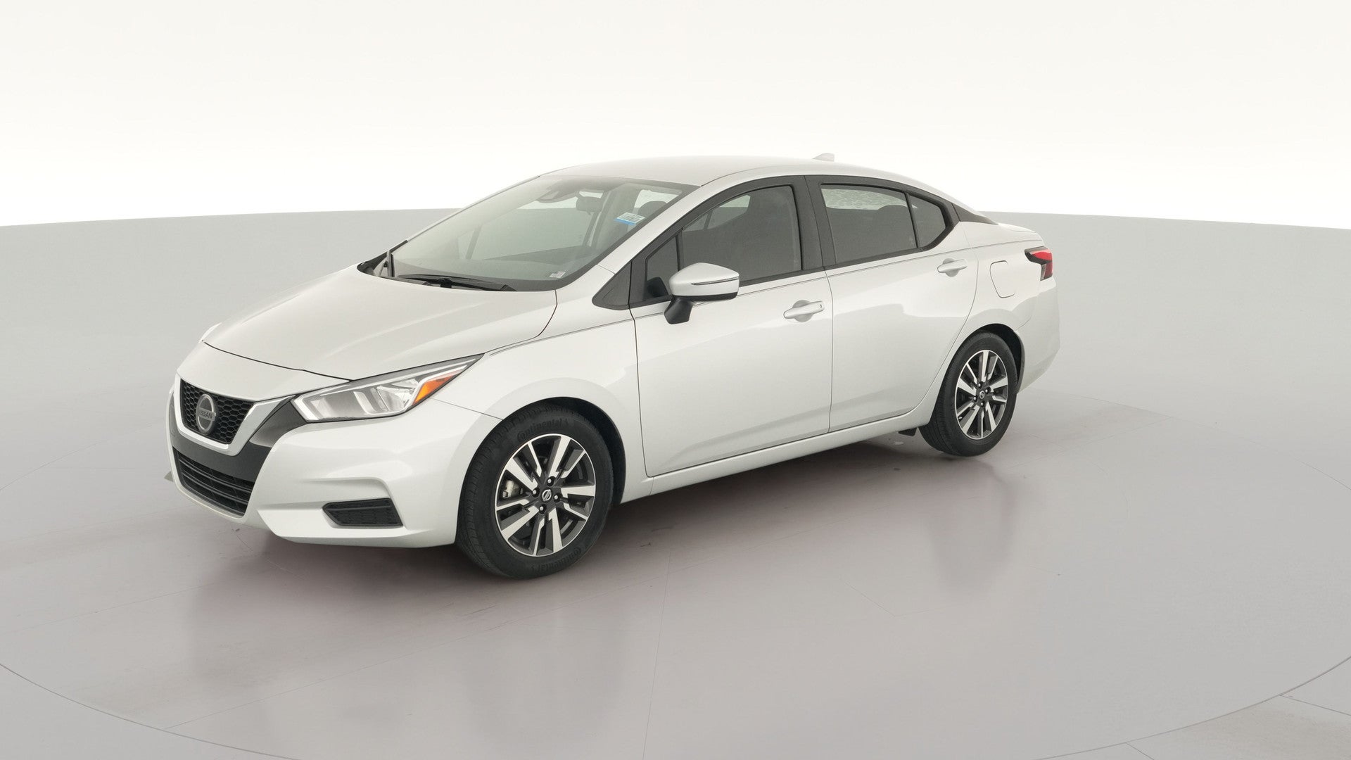 2020 Nissan Versa vehicle photo