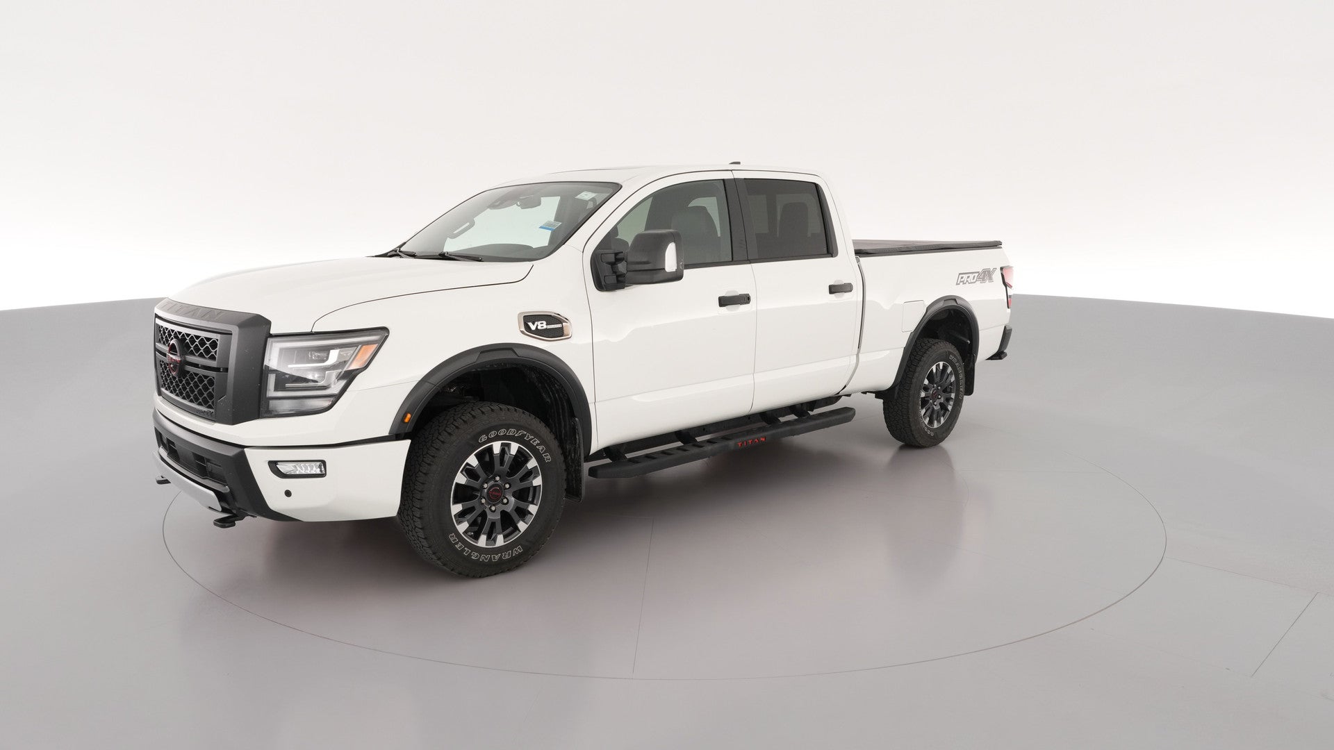 2023 Nissan TITAN XD Crew Cab vehicle photo