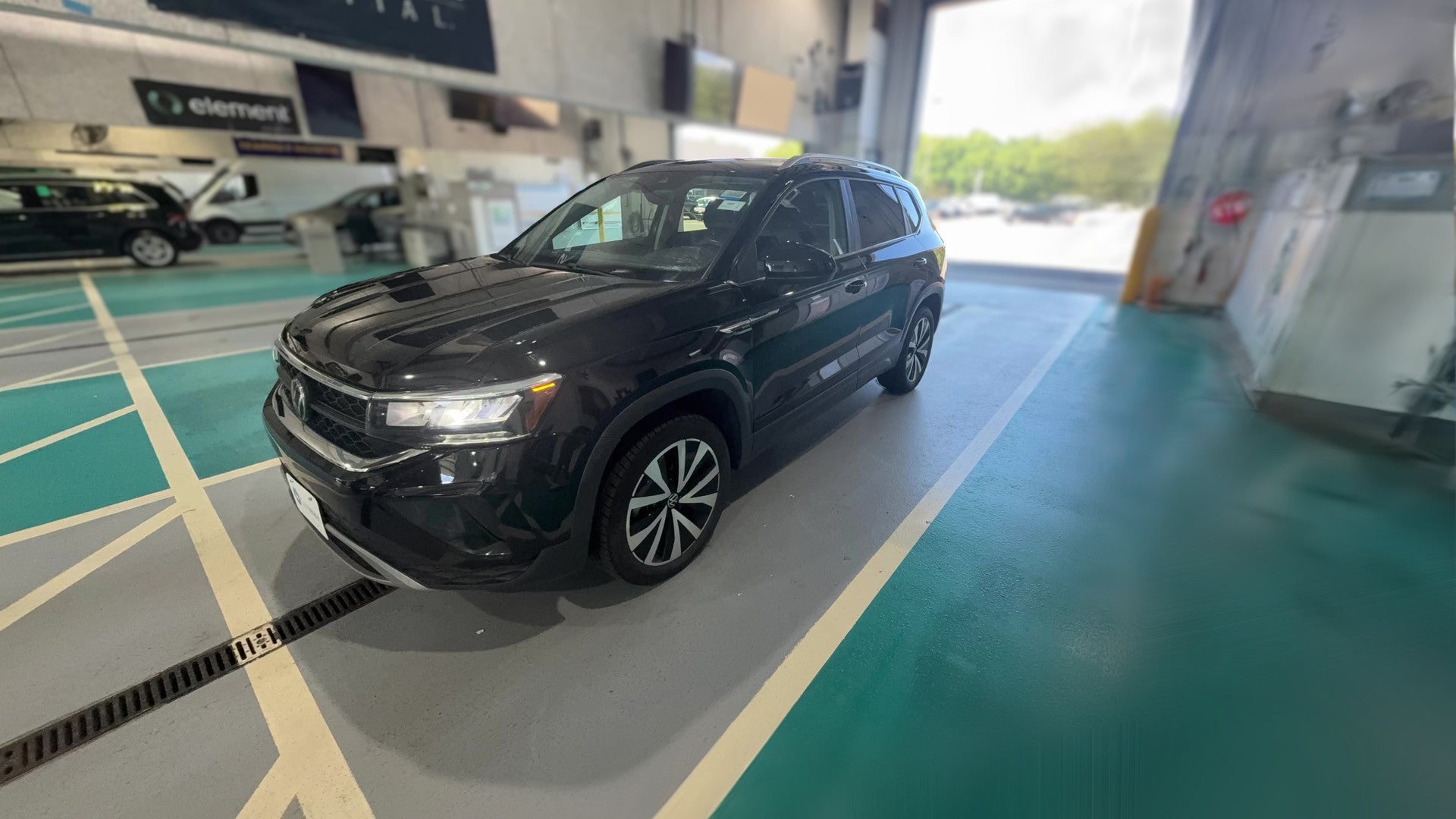 2024 Volkswagen Taos vehicle photo