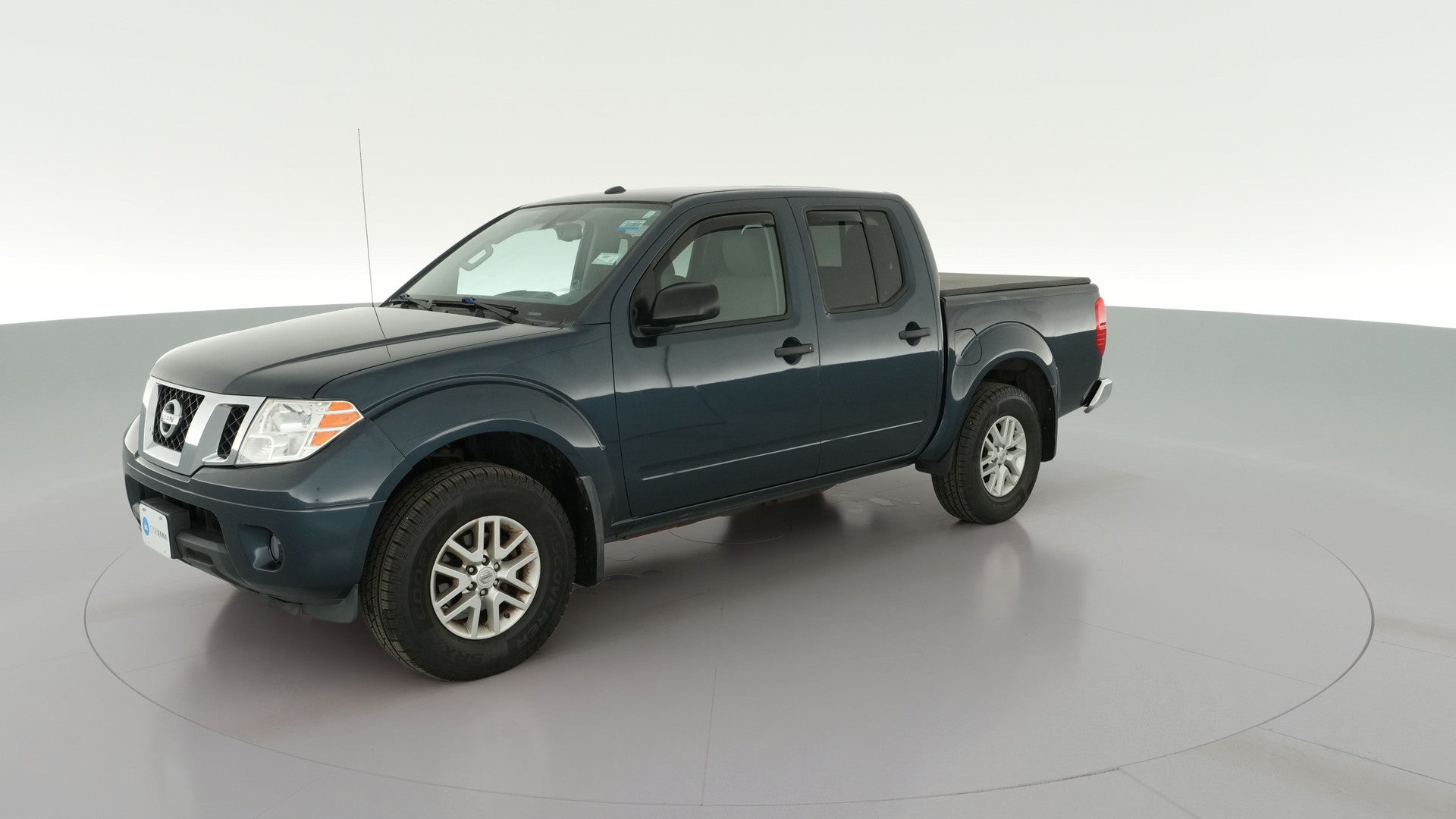 2015 Nissan Frontier Crew Cab vehicle photo