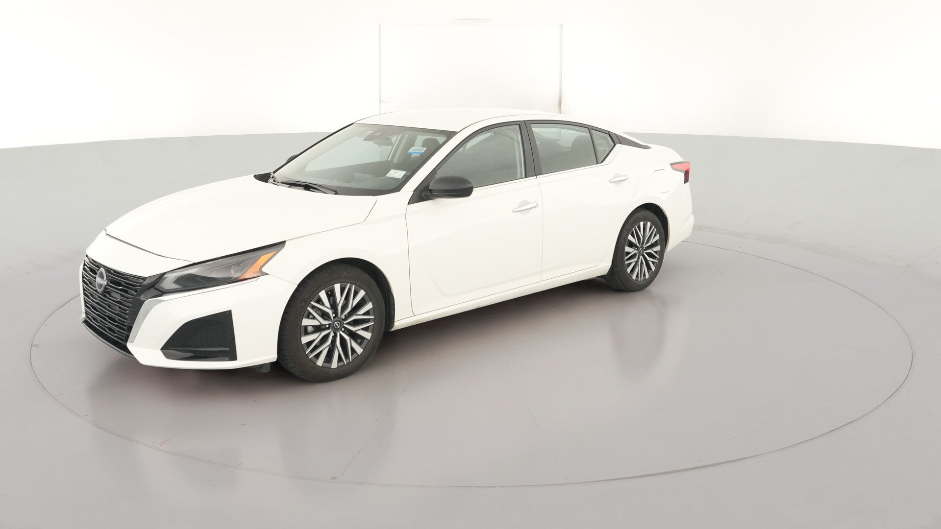 2025 Nissan Altima vehicle photo