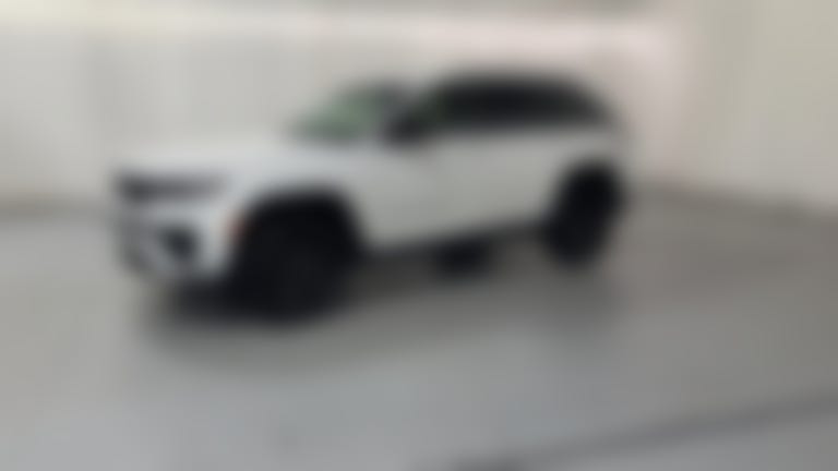 2026 Jeep Grand Cherokee vehicle photo