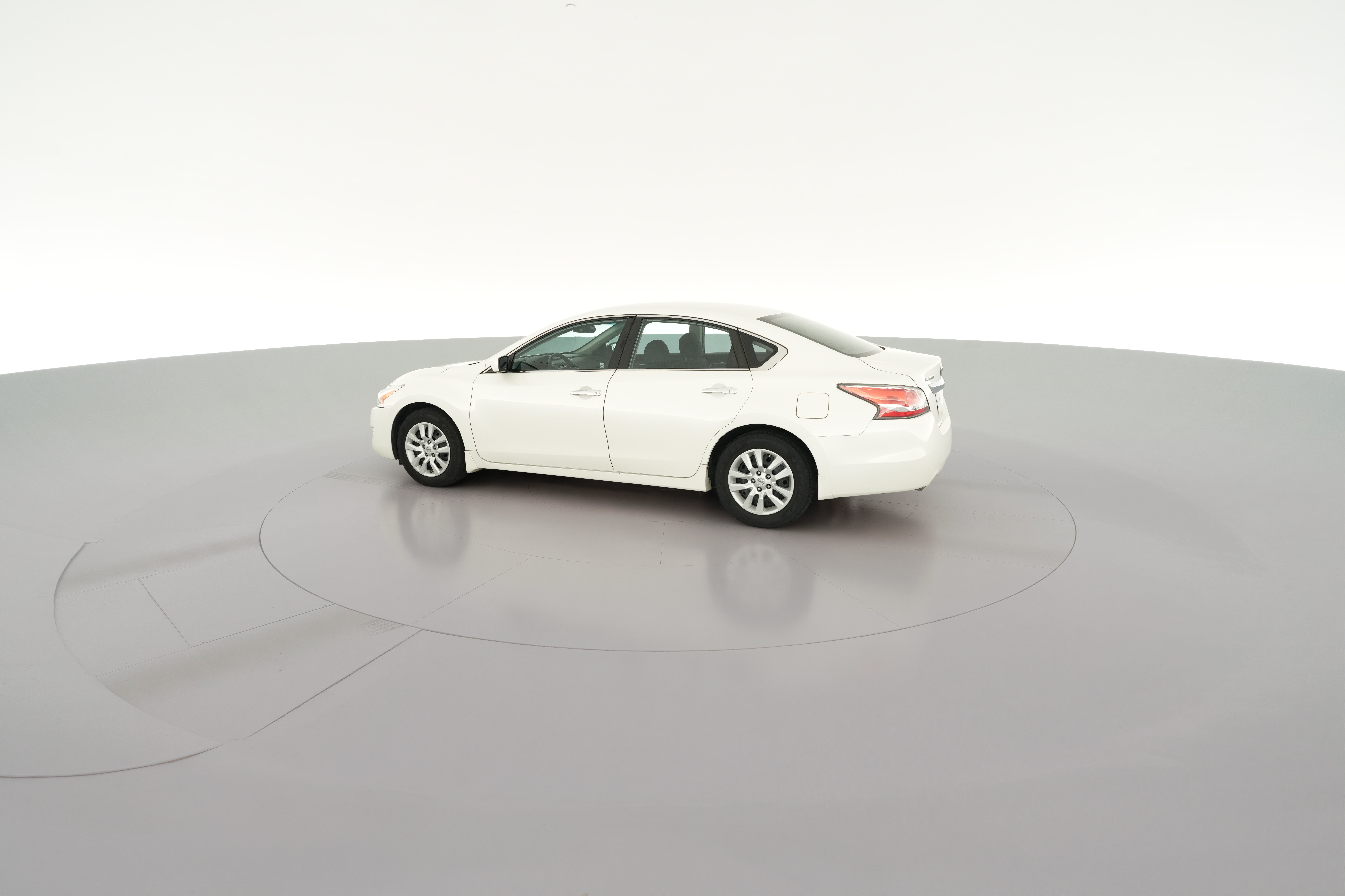 2015 Nissan Altima S - Photo 24