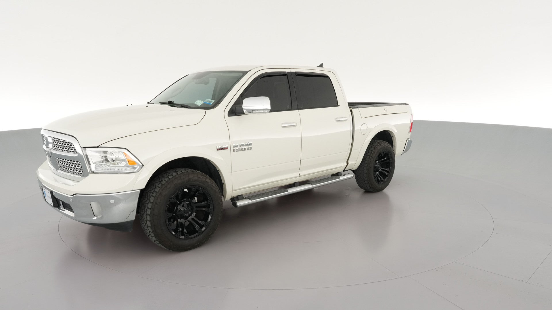 2017 Ram 1500 Crew Cab vehicle photo