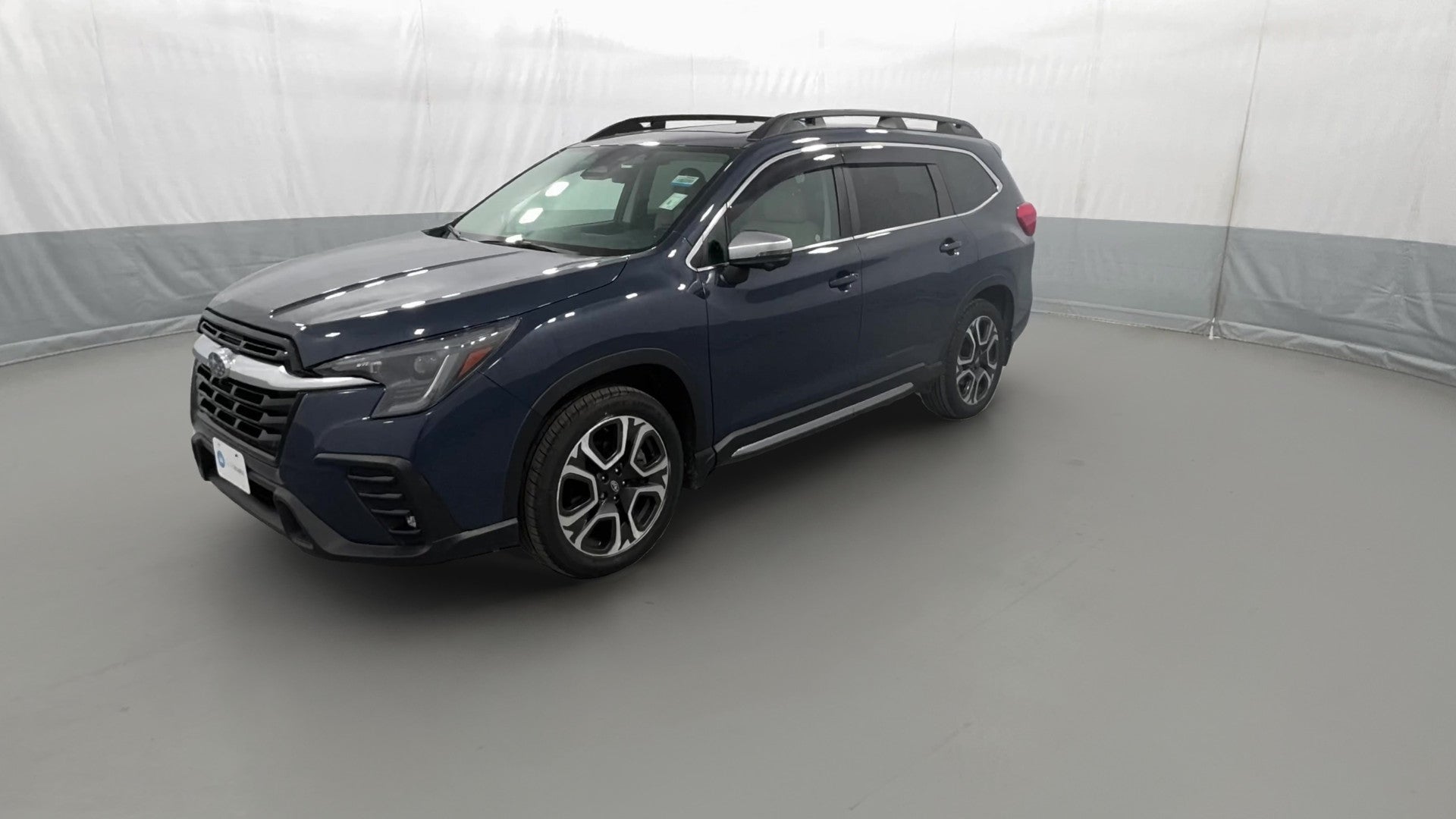 2023 Subaru Ascent vehicle photo