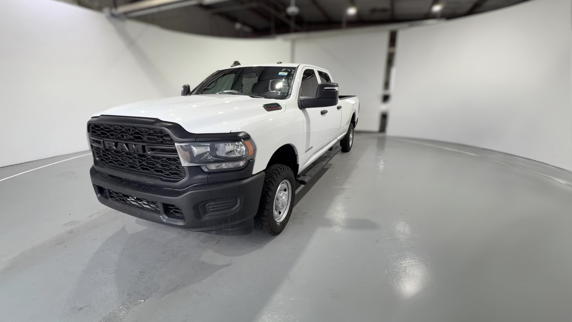 2023 Ram 2500 Crew Cab vehicle photo