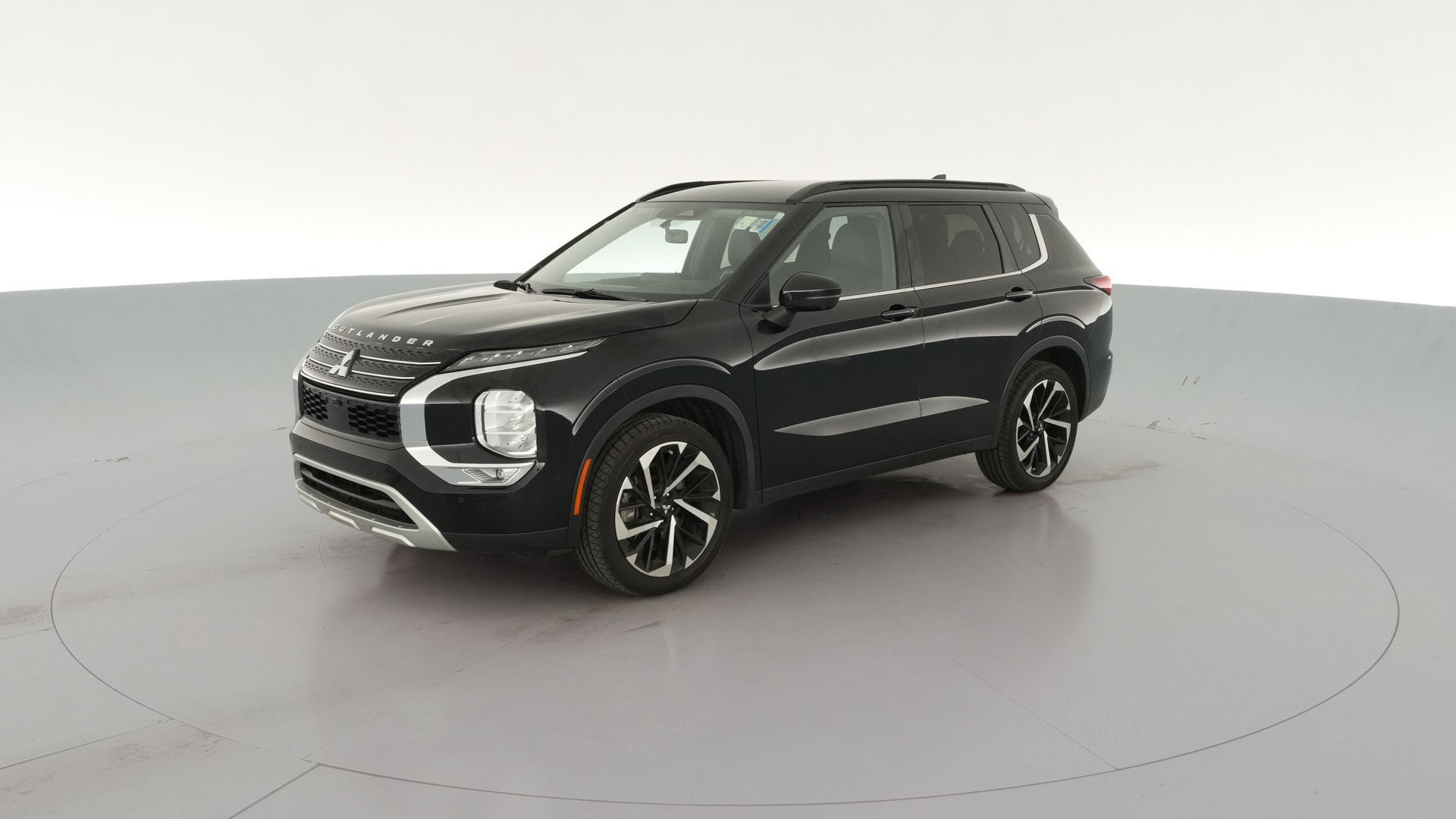 2024 Mitsubishi Outlander vehicle photo