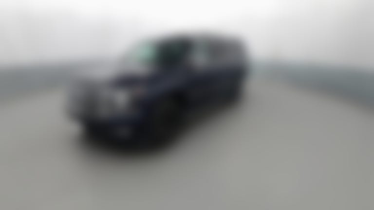 2018 Chevrolet Suburban vehicle photo