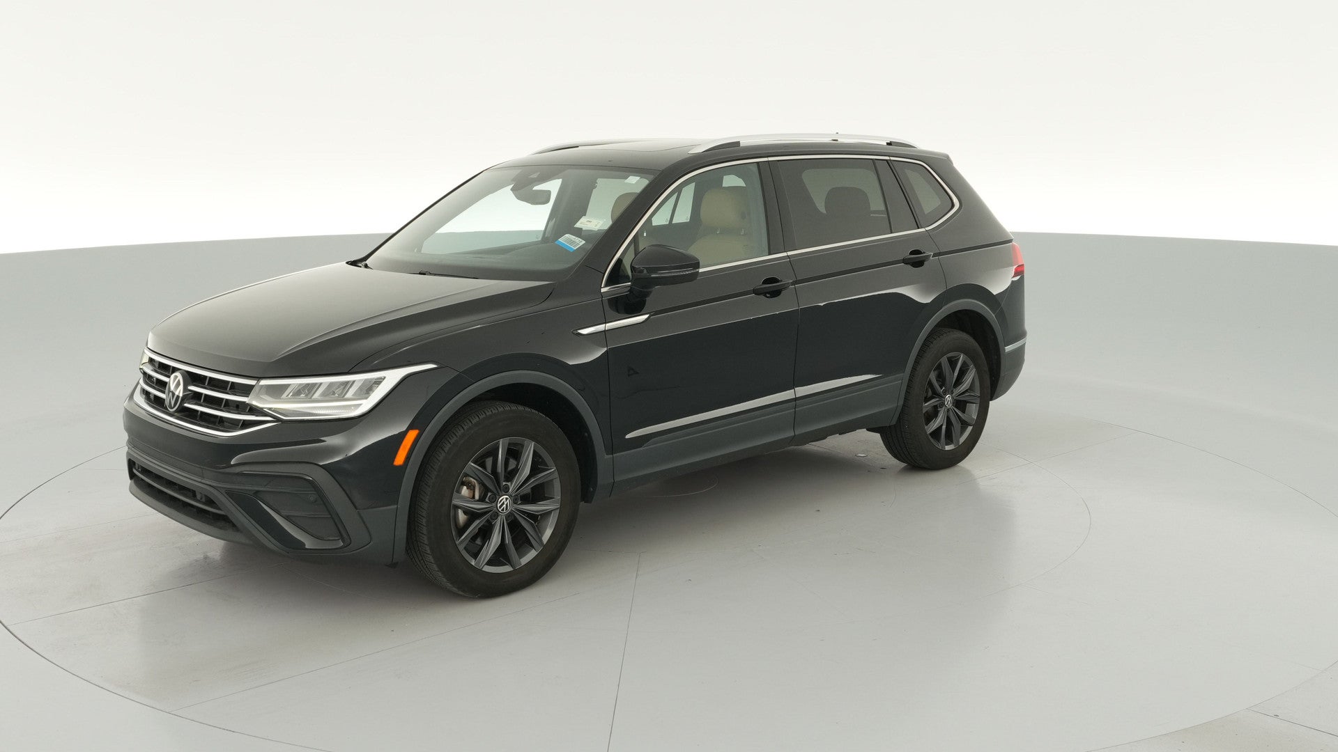 2022 Volkswagen Tiguan vehicle photo