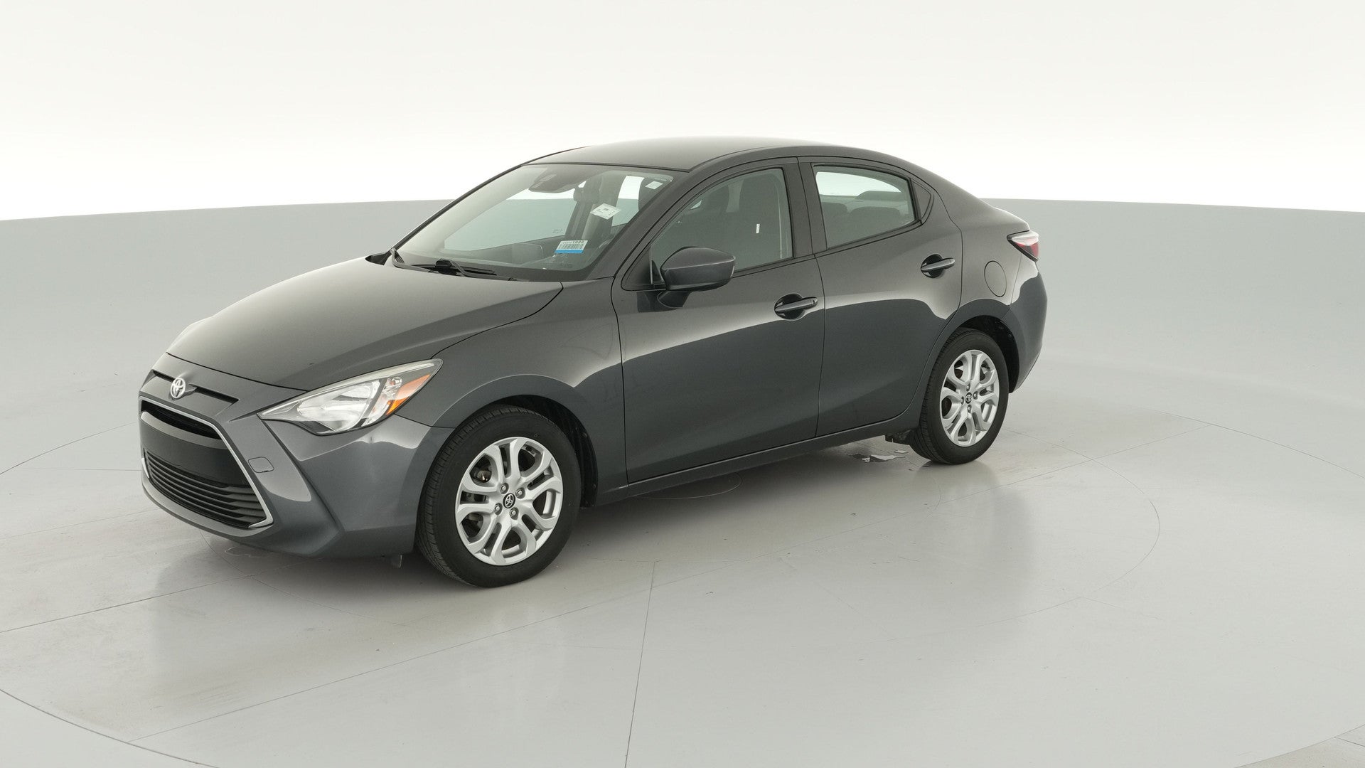 2018 Toyota Yaris iA vehicle photo