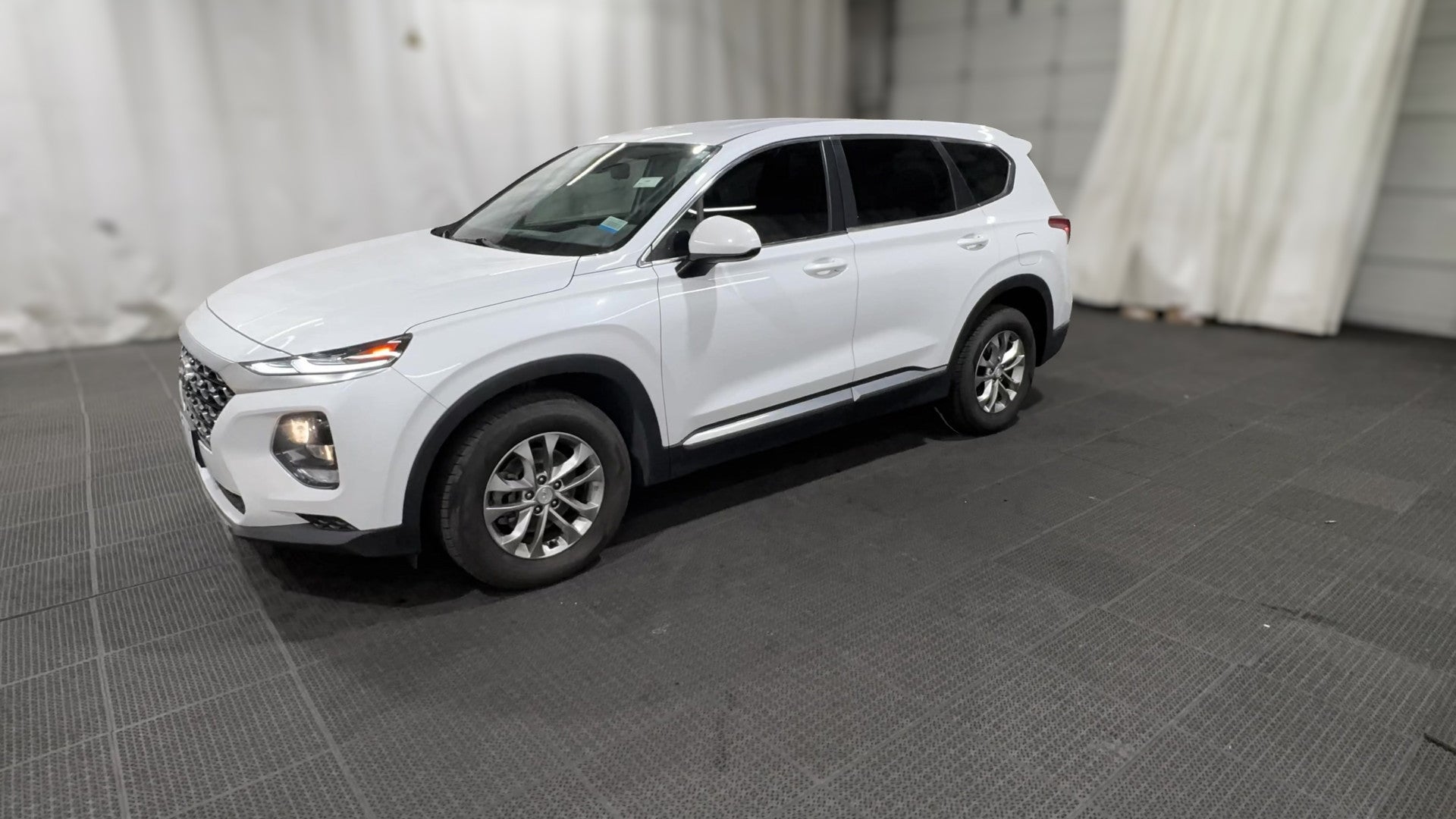2020 Hyundai Santa Fe vehicle photo