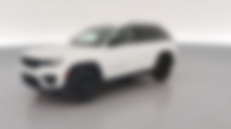 2024 Jeep Grand Cherokee vehicle photo