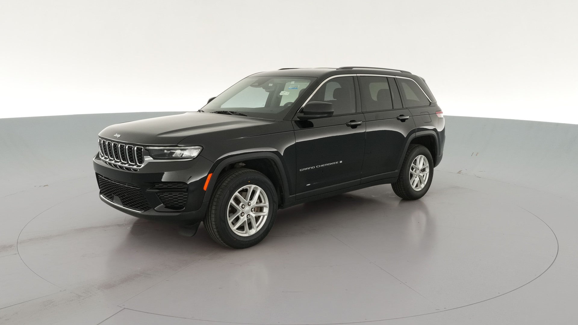 2023 Jeep Grand Cherokee vehicle photo