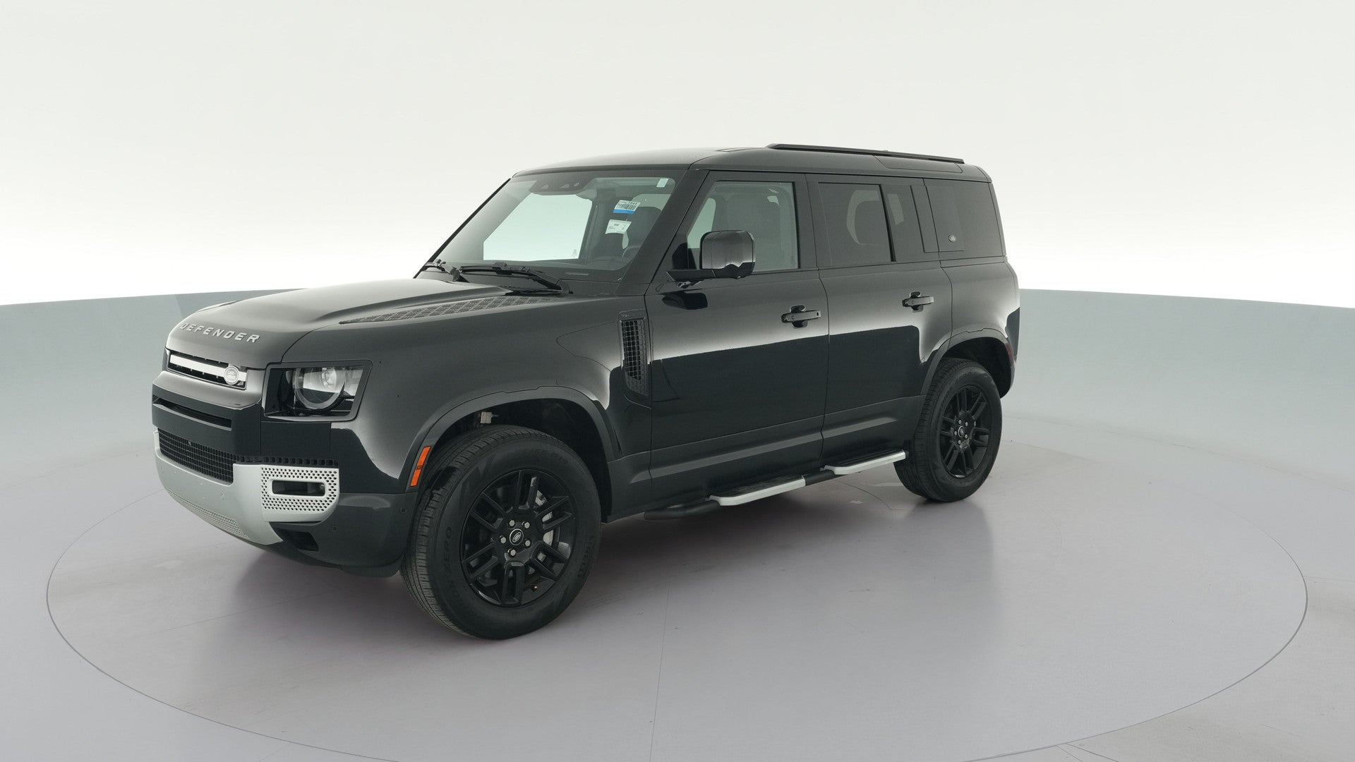 2023 Land Rover Defender 110 vehicle photo