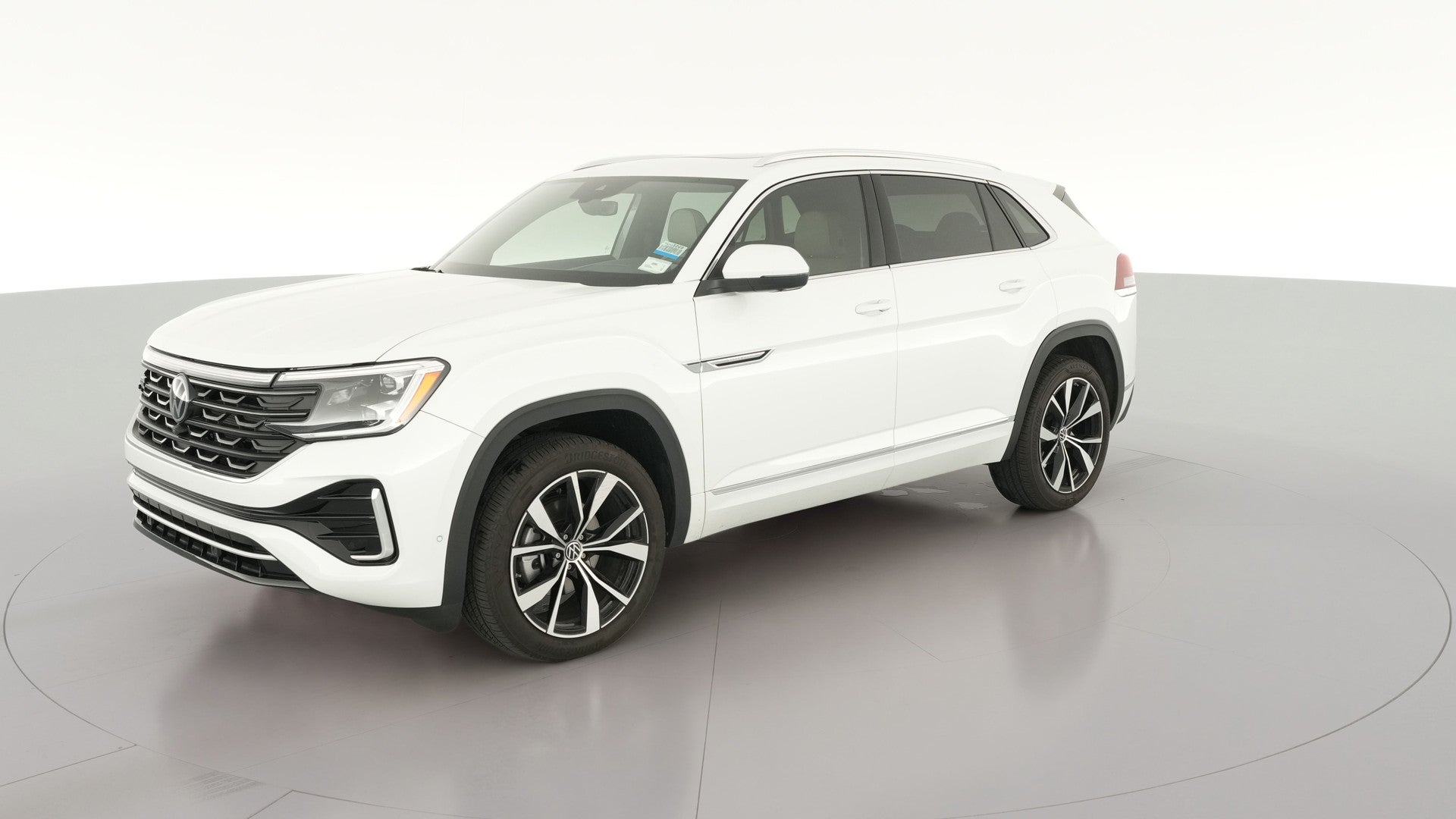 2024 Volkswagen Atlas Cross Sport vehicle photo