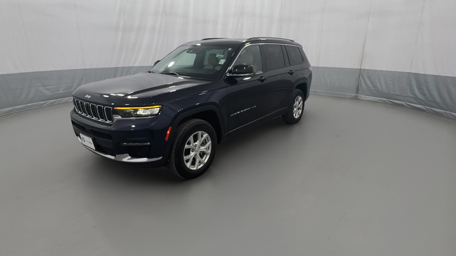2023 Jeep Grand Cherokee L vehicle photo