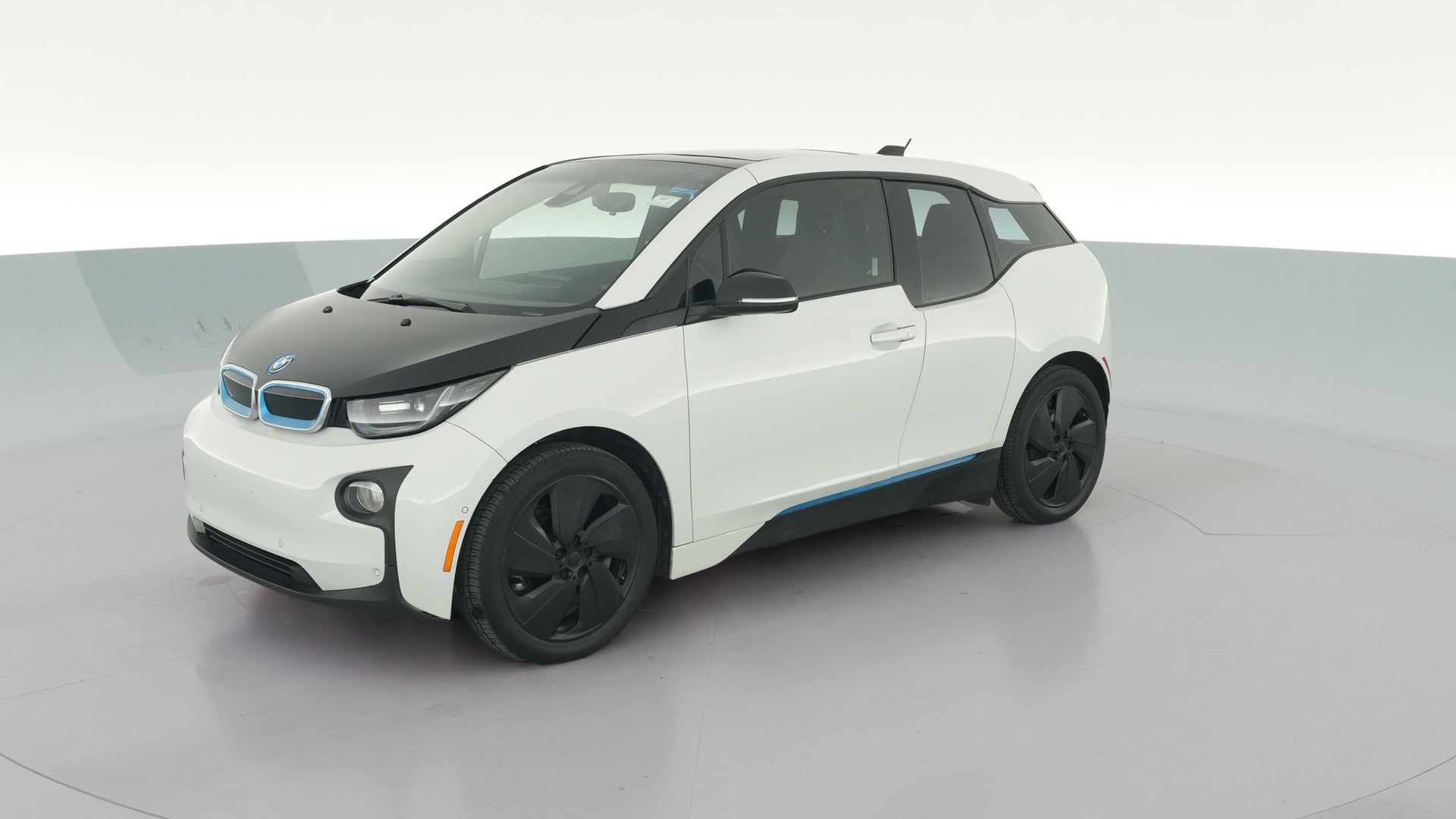 2017 BMW i3 vehicle photo