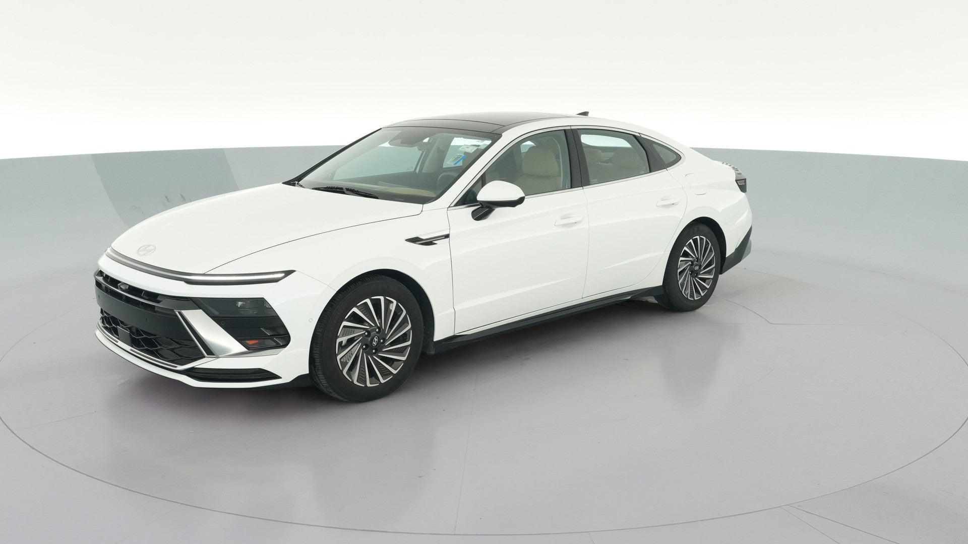2024 Hyundai Sonata Hybrid vehicle photo