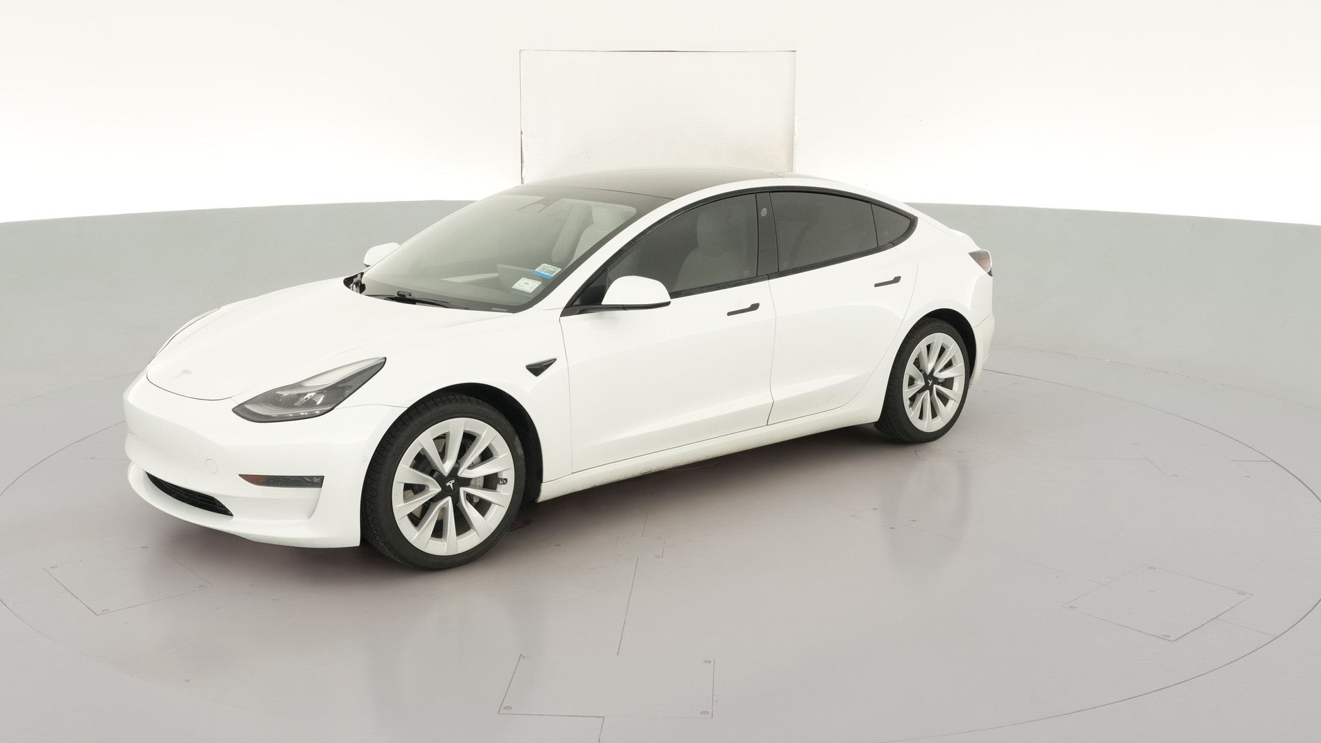 2021 Tesla Model 3 vehicle photo