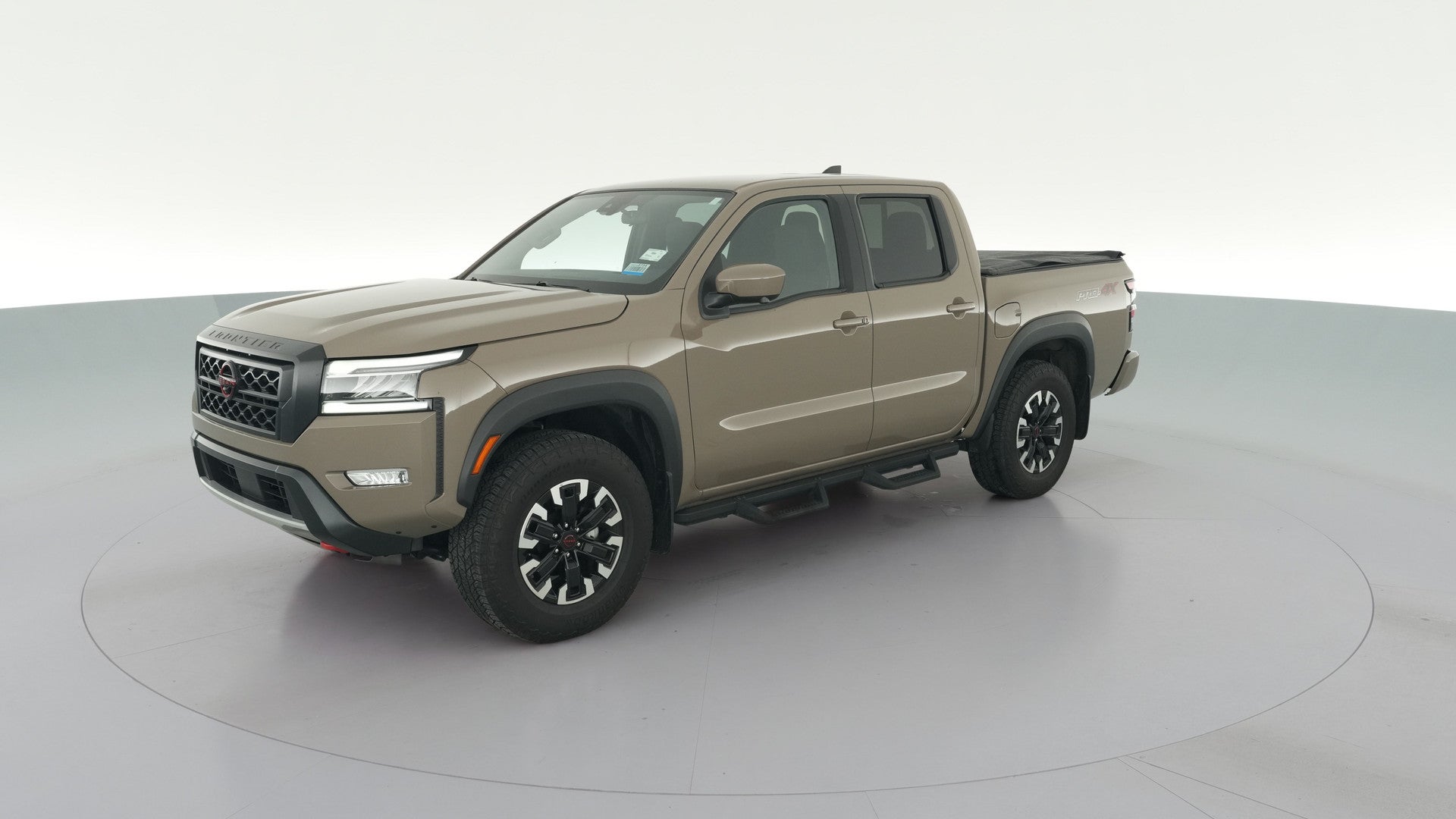 2024 Nissan Frontier Crew Cab vehicle photo