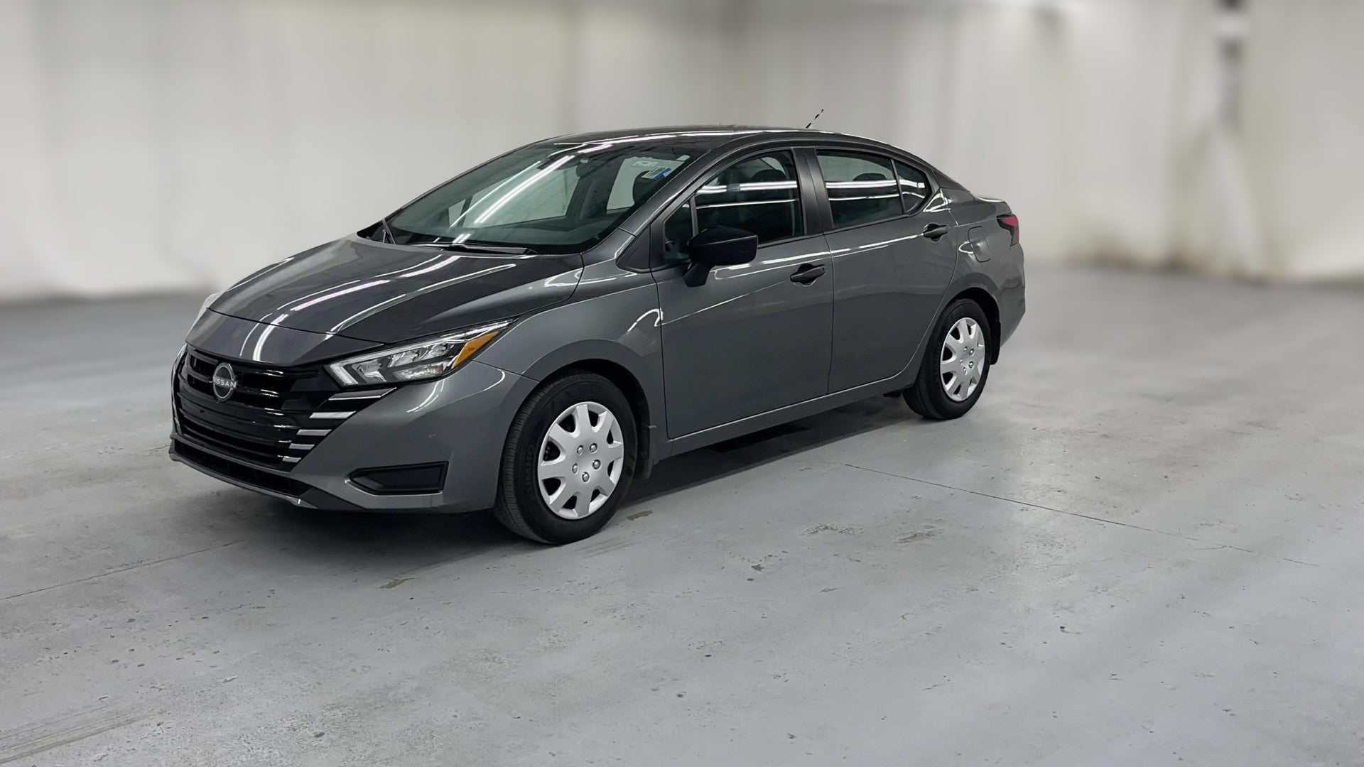 2025 Nissan Versa vehicle photo